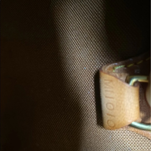 Authentic Louis Vuitton Monogram Ellipse Tote Handbag - Picture 11 of 14